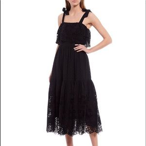 ANTONIO MELANI SIRI NOVELTY DRESS MIDI EMBROIDERED EYELET FLORAL🍄